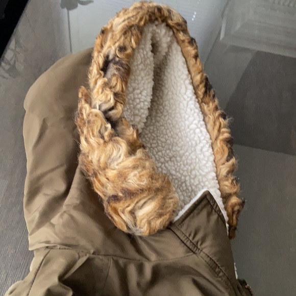 HOODED WINTER JACKET SHERPA LINED - Picture 5 of 11